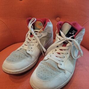 Jordan Hare 1s Sz 10 White and Red
